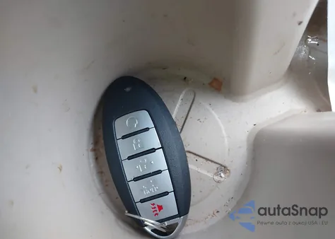 2017 Nissan Rogue Sl z USA, uszkodzony, nr VIN 5N1AT2MT5HC730763